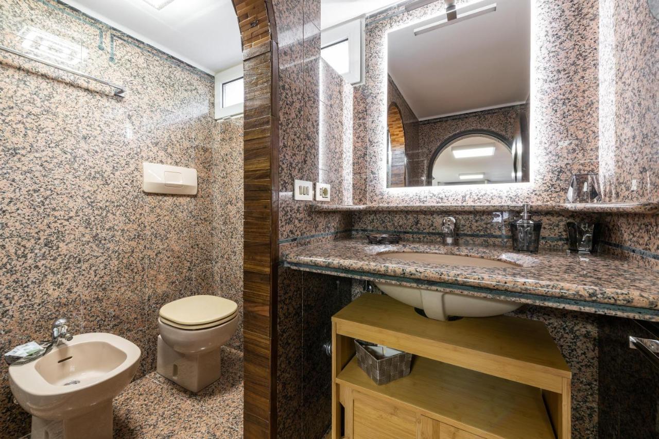 La Casa Davanti Al Mare Quartu SantʼElena Екстериор снимка